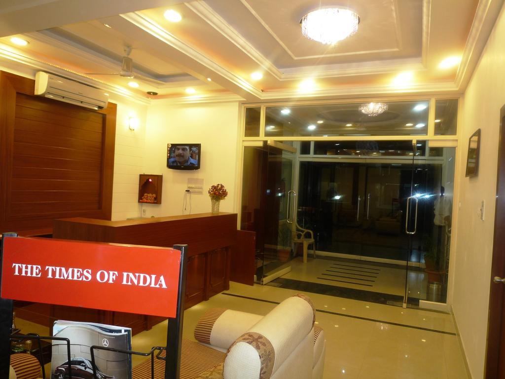 Hotel Sunrise Inn Lucknow Exterior photo
